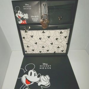 New Disney Mickey 3 Piece Set, Wristlet Key Chain ID Wallet
